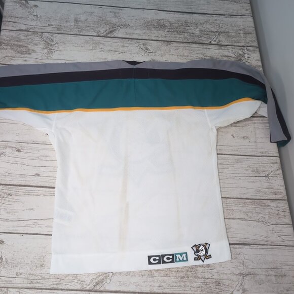 Vintage CCM  NHL Anaheim Mighty Ducks Jersey Boys Size L/XL - Picture 7 of 7